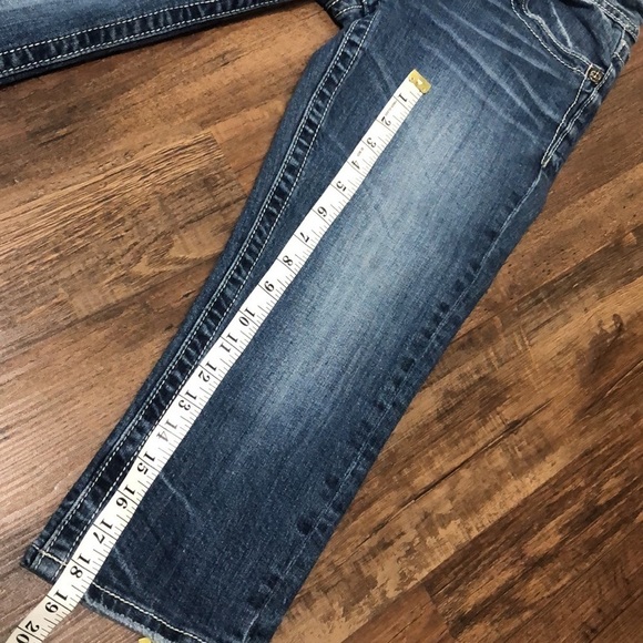 Miss Me Capri’s - Picture 3 of 11